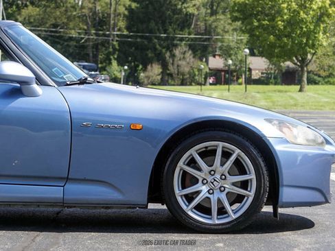 Used 2004 Honda S2000 image 8