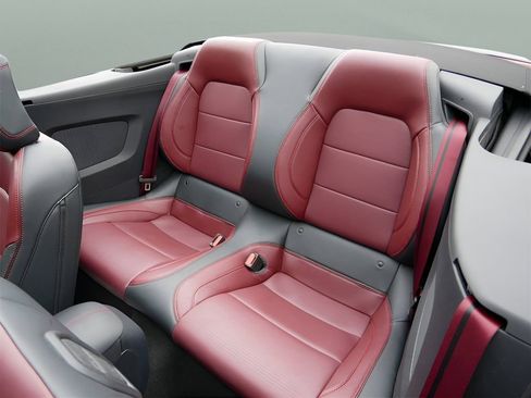 Used 2024 Ford Mustang GT Premium image 11