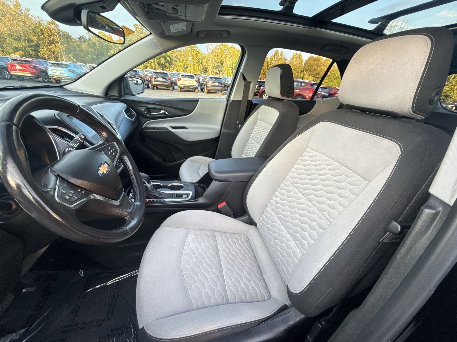 Used 2020 Chevrolet Equinox LT AWD/4WD image 14