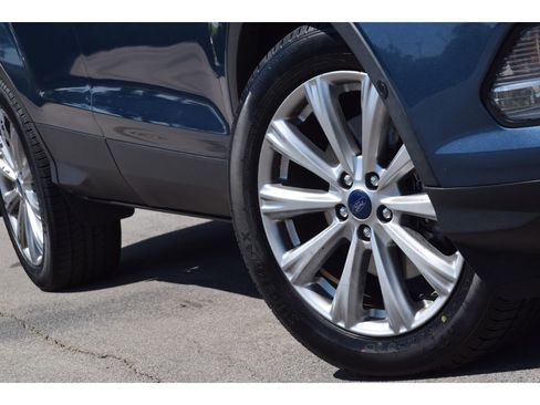 Used 2018 Ford Escape Titanium FWD image 11