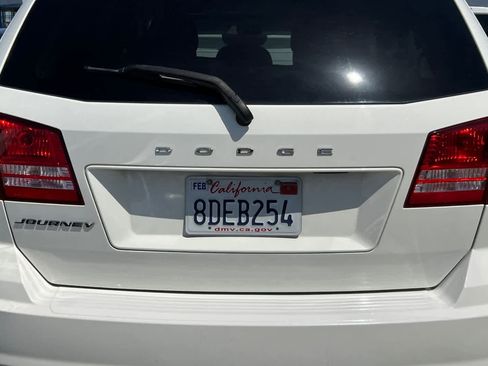 Used 2018 Dodge Journey SE w/ Connectivity Group image 19