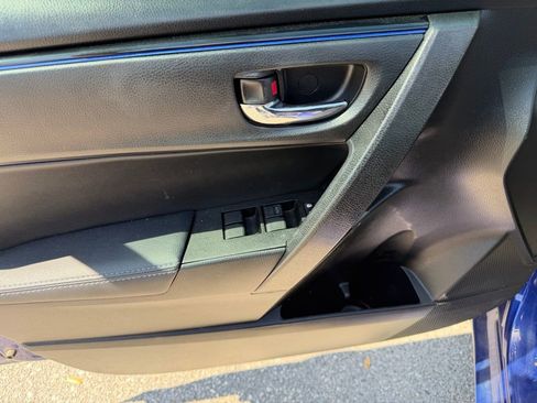 Used 2019 Toyota Corolla SE image 22