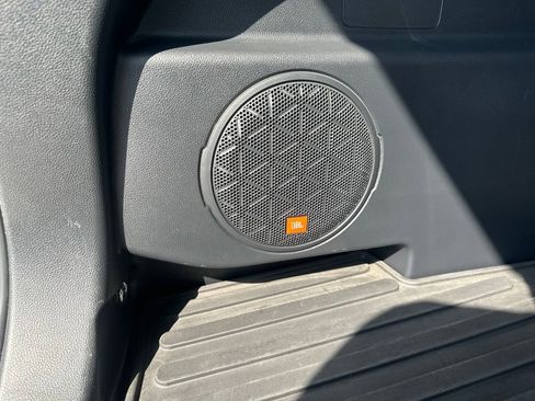 Used 2022 Toyota RAV4 XLE Premium AWD/4WD image 28