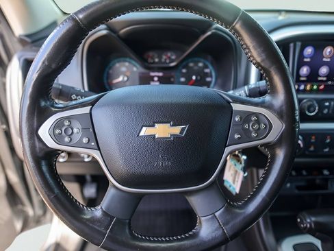 Used 2019 Chevrolet Colorado ZR2 AWD/4WD image 14