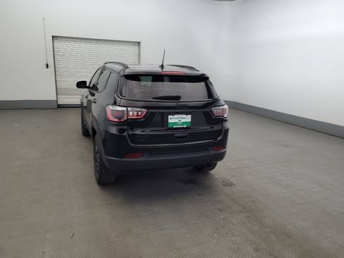 Used 2019 Jeep Compass Sport AWD/4WD image 6