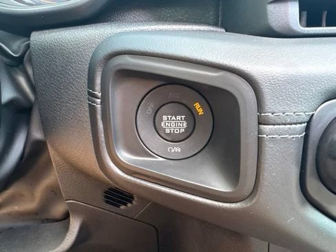 Used 2026 Jeep Wrangler Unlimited Sahara w/ Safety Group AWD/4WD image 18