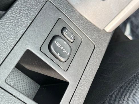 Used 2007 Toyota RAV4 Sport AWD/4WD image 18