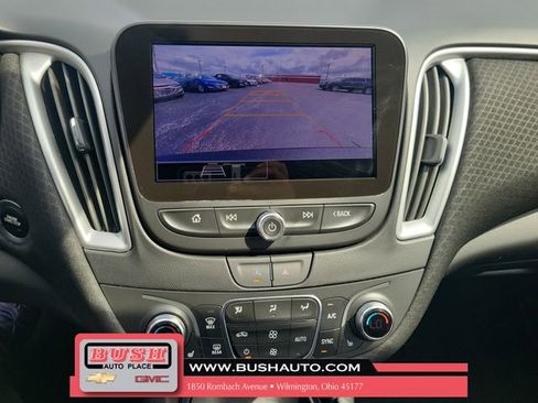 Used 2024 Chevrolet Malibu LT image 28