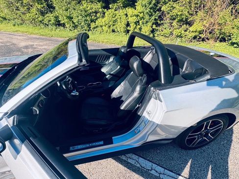 Used 2019 Ford Mustang GT Premium RWD image 13