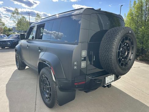 New 2026 Land Rover Defender 110 OCTA AWD/4WD image 7