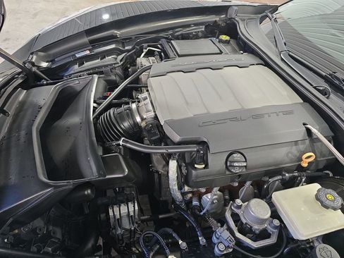 Used 2015 Chevrolet Corvette Stingray Coupe image 30