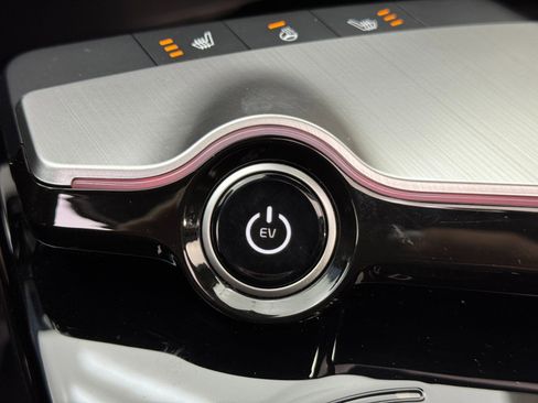 Used 2023 Kia EV6 GT image 30