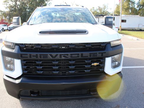 Used 2020 Chevrolet Silverado 3500 W/T w/ WT Convenience Package image 2