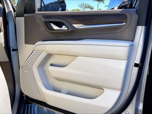 Used 2021 GMC Yukon XL Denali image 23