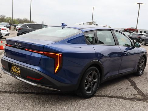 Used 2025 Kia K4 FWD image 4