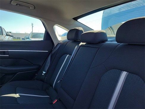 Certified 2025 Hyundai Sonata SEL image 31
