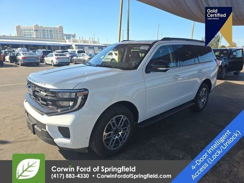 Used 2025 Ford Expedition Active image 7