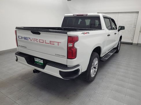 Used 2021 Chevrolet Silverado 1500 Custom AWD/4WD image 9