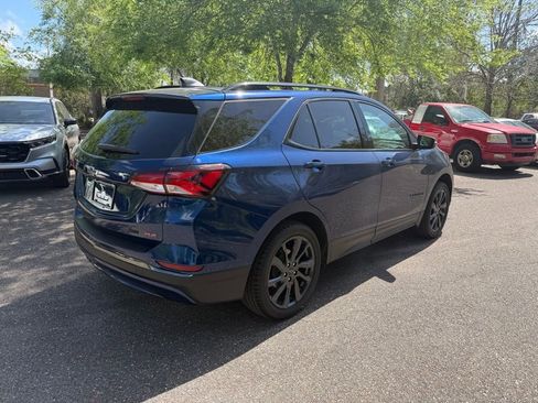 Used 2022 Chevrolet Equinox RS w/ RS Leather Package image 6