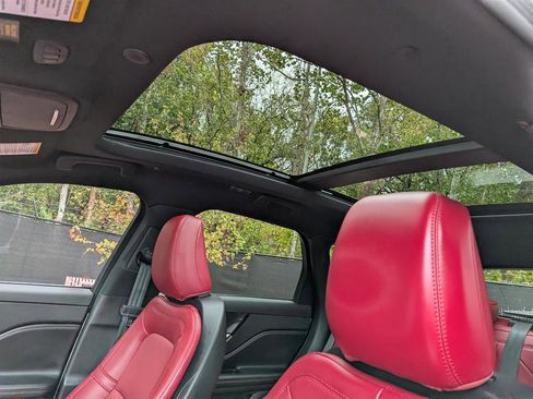 Used 2023 Lincoln Corsair Reserve w/ Equipment Group 201A image 27