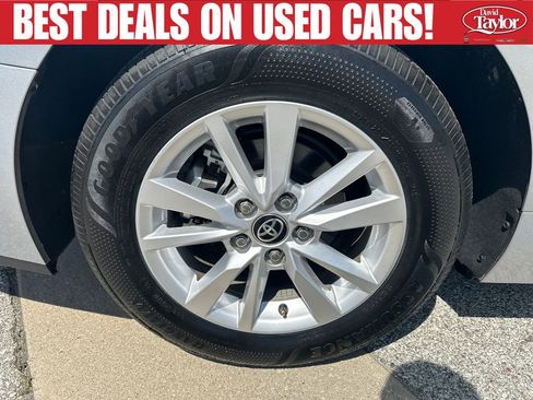 Used 2025 Toyota Camry LE FWD image 35