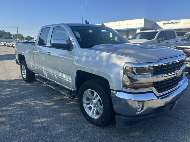 Used 2019 Chevrolet Silverado 1500 LT w/ All Star Edition AWD/4WD image 6