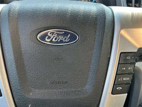 Used 2013 Ford F150 Platinum image 26