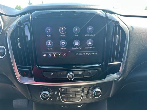 Certified 2022 Chevrolet Traverse LT w/ LT Premium Package AWD/4WD image 23