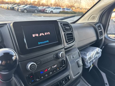 Used 2024 RAM ProMaster 2500 image 23