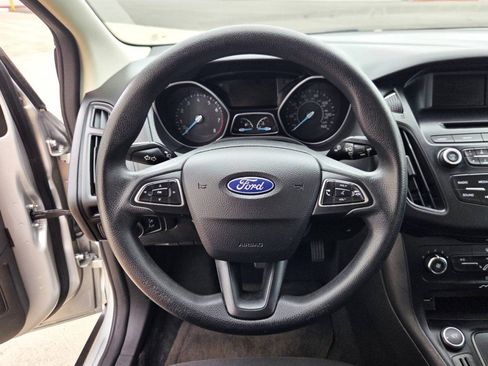 Used 2016 Ford Focus S FWD image 14