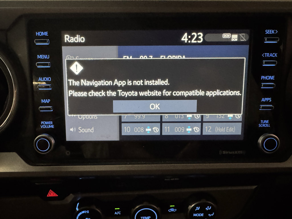 Used 2020 Toyota Tacoma SR5 RWD image 25