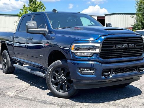 Used 2023 RAM 2500 Laramie AWD/4WD image 10