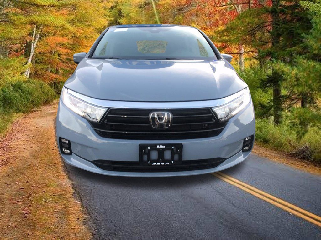 Certified 2024 Honda Odyssey Elite image 2