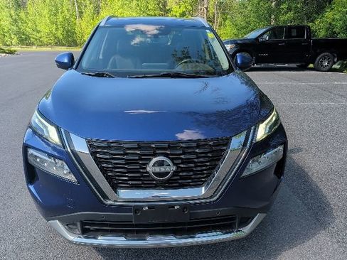 Used 2023 Nissan Rogue Platinum AWD/4WD image 2