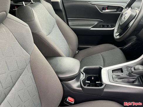 Certified 2025 Toyota RAV4 XLE FWD image 14