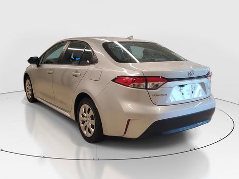 Used 2024 Toyota Corolla LE image 5
