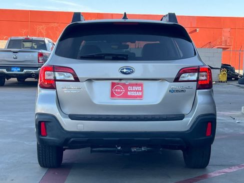 Used 2019 Subaru Outback 2.5i Premium AWD/4WD image 8