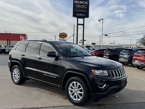 Used 2014 Jeep Grand Cherokee Laredo w/ 18" Wheel & 8.4" Radio Group image 1