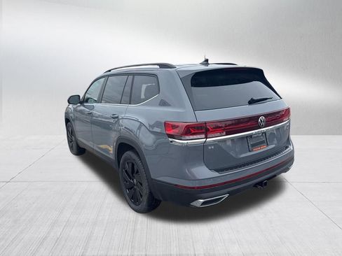 New 2026 Volkswagen Atlas SE image 3