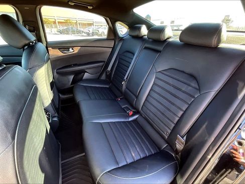 Certified 2024 Kia Forte GT-Line w/ GT-Line Premium Package image 29