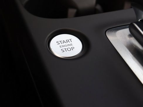 Certified 2025 INFINITI QX50 Sport image 30