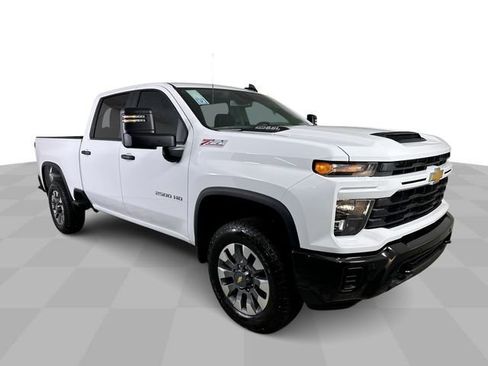 New 2026 Chevrolet Silverado 2500 Custom w/ Custom Value Package AWD/4WD image 2