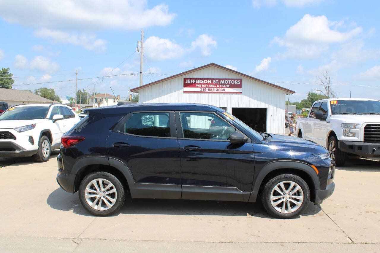 Used 2021 Chevrolet TrailBlazer LS FWD image 1