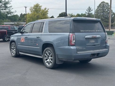 Used 2016 GMC Yukon XL Denali AWD/4WD image 5
