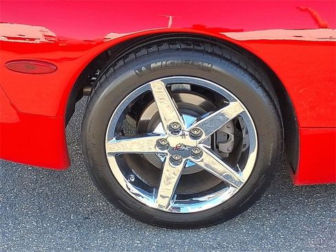 Used 1998 Chevrolet Corvette Coupe w/ Roof Pkg image 23