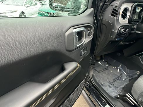 Used 2025 Jeep Wrangler Backcountry image 15