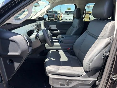 New 2027 Ford Expedition Max Active RWD image 15