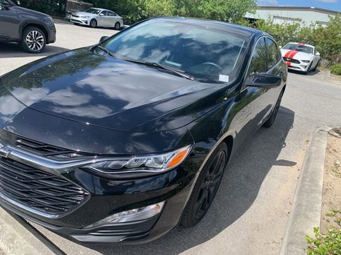 Used 2024 Chevrolet Malibu LT image 2