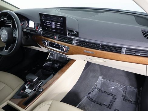 Used 2022 Audi A4 2.0T Premium w/ Convenience Package image 9