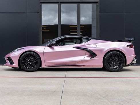 Used 2020 Chevrolet Corvette Stingray w/ 2LT Preferred Equipment Group image 9